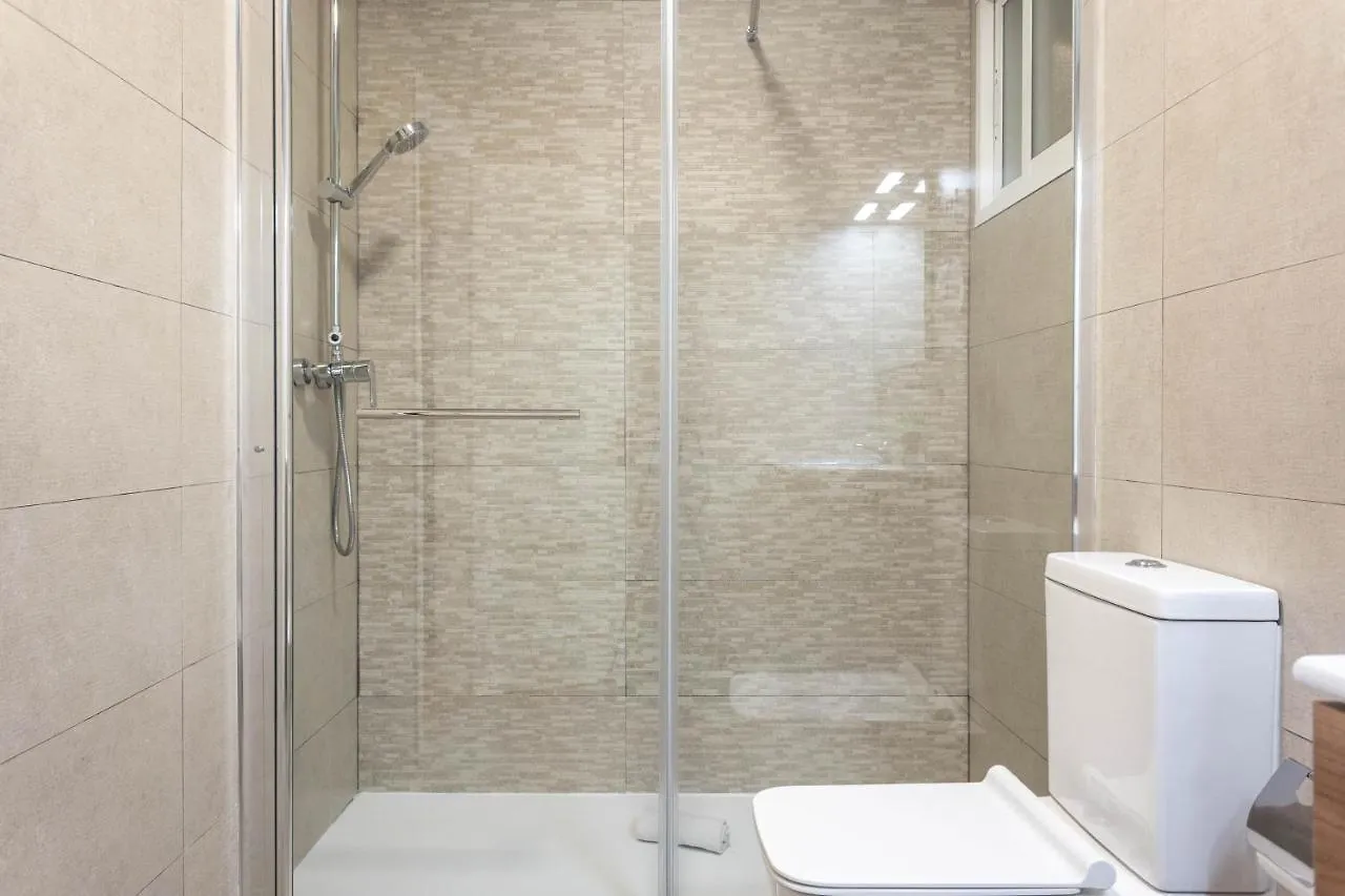 Apartment Close Atarazanas Market And Larios St 말라가 스페인