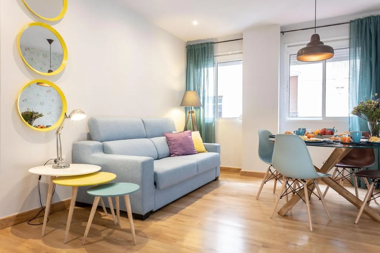 Apartment Close Atarazanas Market And Larios St 말라가